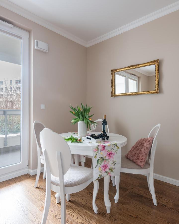 P&O Apartments Kolska 9B - Ch Klif Varsó Kültér fotó